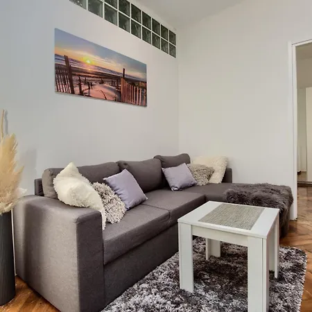 Apartamento Forum Pula