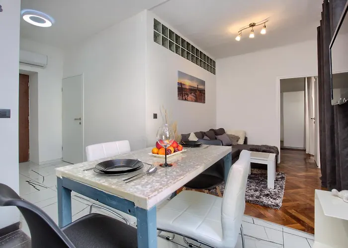 Apartman Forum Póla